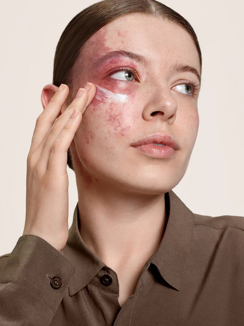 Mineral Calm + Revitalize SPF50 - Image 2